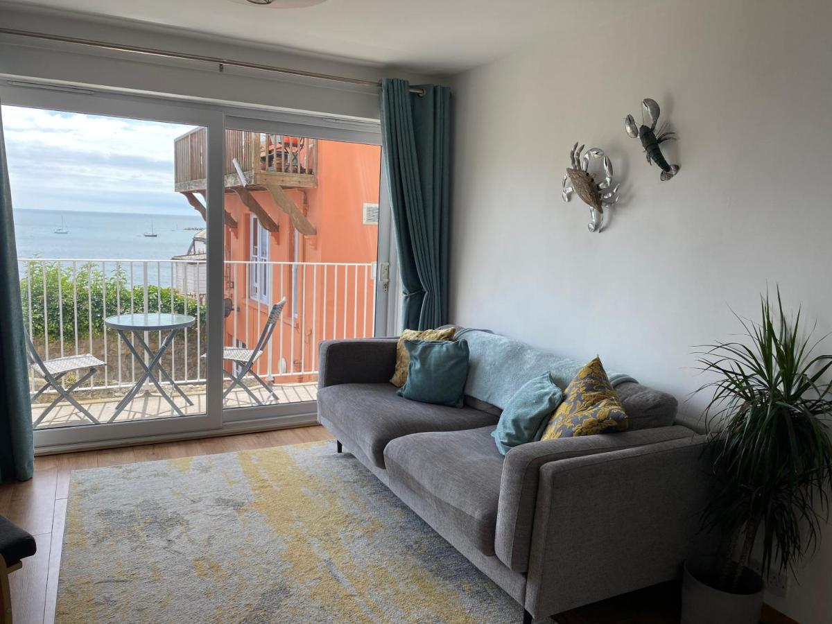 Vitamin Sea With A Sea View And Parking Lyme Regis Esterno foto